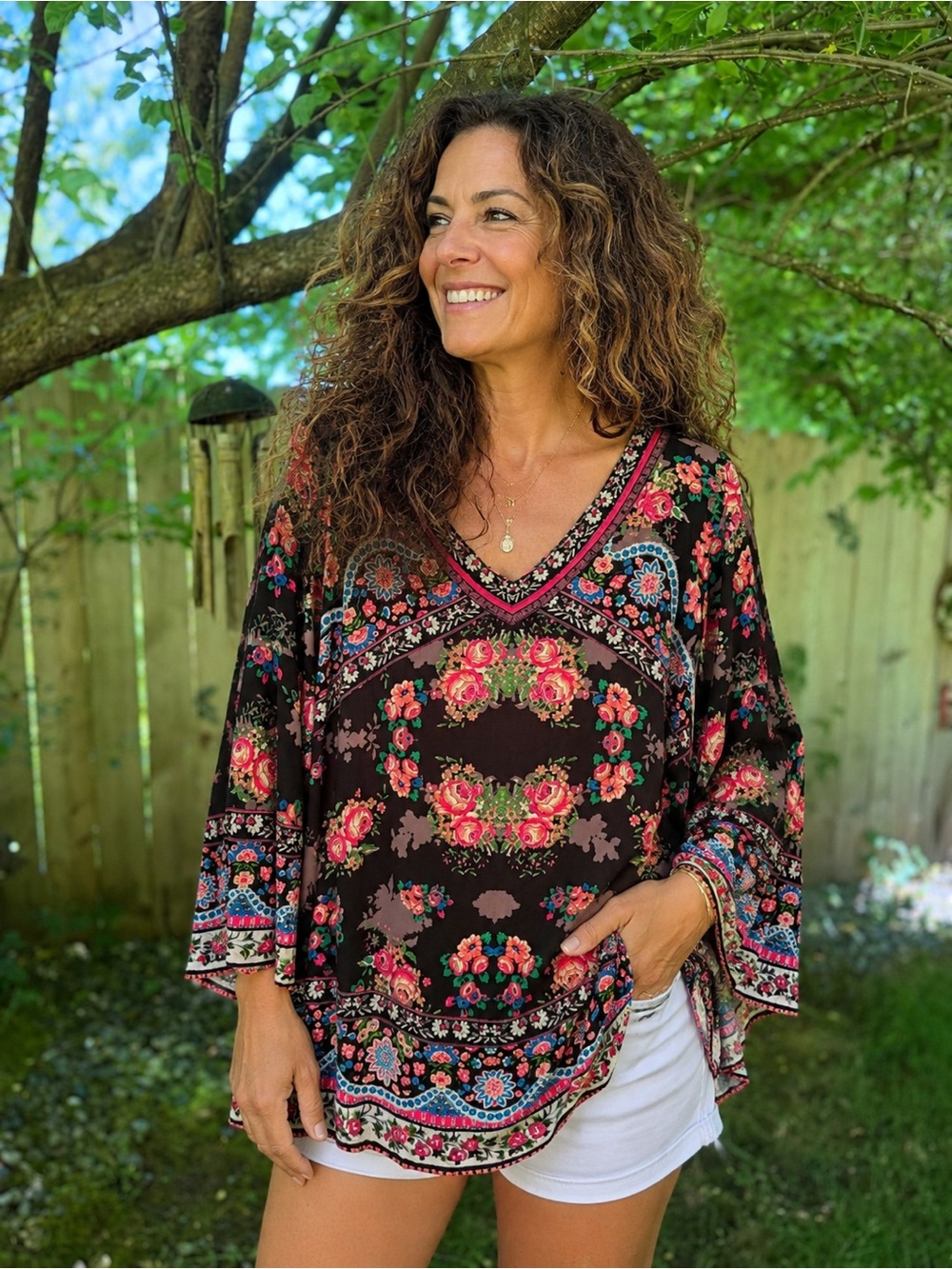 NWOT FLYING TOMATO Floral Boho V-Neck Tunic Top in Dark Brown and Pink